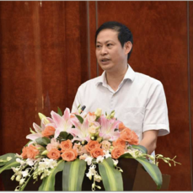 Fu guoqiang, deputy director of xiamen wenguang new bureau, made a speech on BBS